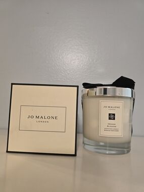 Jo Malone Orange Blossom Candle – Cream, Silver & Black